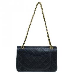 Pre Owned حقيبة شانيل فينتيدج كلاسيك جلد خروف اسود مبطن بقلاب مزدوج