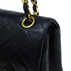 Pre Owned حقيبة شانيل فينتيدج كلاسيك جلد خروف اسود مبطن بقلاب مزدوج