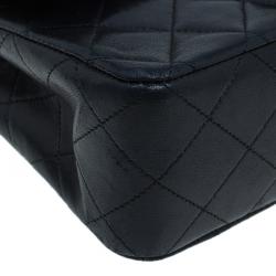 Pre Owned حقيبة شانيل فينتيدج كلاسيك جلد خروف اسود مبطن بقلاب مزدوج