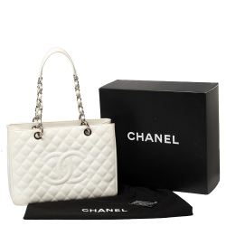 Pre Owned Chanel White Quilted Caviar Leather Grand Shopper Tote