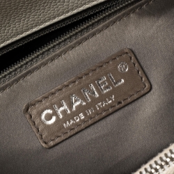 Pre Owned Chanel White Quilted Caviar Leather Grand Shopper Tote