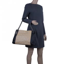 مملوكة مسبقًا Chanel Beige/black Lambskin Leather Shopping Tote Bag