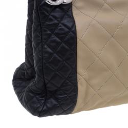 مملوكة مسبقًا Chanel Beige/black Lambskin Leather Shopping Tote Bag