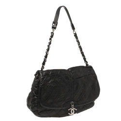 Pre Owned Chanel Black Quilted Pleats Leather Flap CC Charm Hobo
