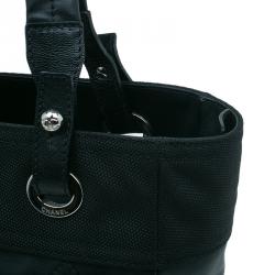 Pre Owned حقيبة شوبنغ شانيل بتيت باريس بيارتز تقسيمات كانفاس مقوى أسود