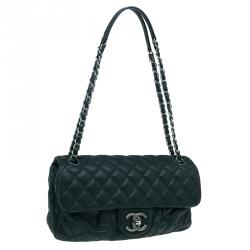 مملوكة مسبقًا Chanel Black Quilted Washed Leather Medium Iridescent Flap Bag