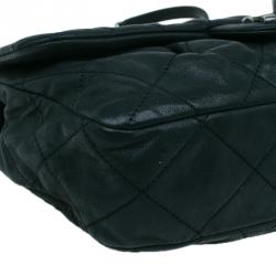 مملوكة مسبقًا Chanel Black Quilted Washed Leather Medium Iridescent Flap Bag