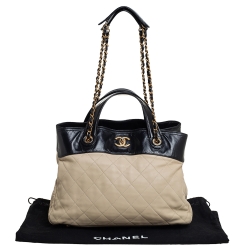 مملوكة مسبقًا Chanel Beige/Black Quilted Leather In The Mix Shopping Tote 