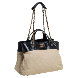 مملوكة مسبقًا Chanel Beige/Black Quilted Leather In The Mix Shopping Tote 