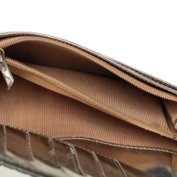 مملوكة مسبقًا Chanel Metallic Gold Cube Quilted Leather CC Bifold Wallet