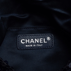 Pre Owned حقيبة كلتش شانيل هاف مون سي سي ترتر كحلي