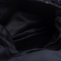 Pre Owned حقيبة كلتش شانيل هاف مون سي سي ترت ر كحلي