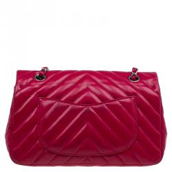 مملوكة مسبقًا حقيبة يد شانيل طية أمامية كلاسيك تقسيمات شيفرون جلد متوسطة 