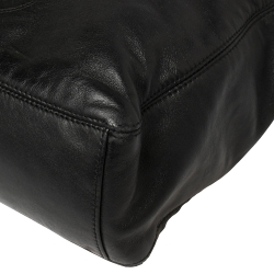 مملوكة مسبقًا حقيبة يد توتس شانيل حلقة تورتويس سي سي جلد سوفت أسود 