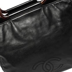 مملوكة مسبقًا حقيبة يد توتس شانيل حلقة تورتويس سي سي جلد سوفت أسود 