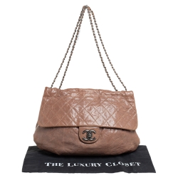 Pre Owned Chanel Brown Quilted Glazed Caviar Leather Elastic CC Maxi Flap Bag