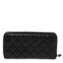 Pre Owned Chanel Black Quilted Leather CC Zip Around Wallet
