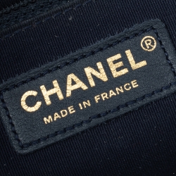 مملوكة مسبقًا Chanel Navy Blue Quilted Glazed Leather Large Boy Flap Bag