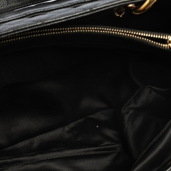 Pre Owned حقيبة يد توتس شانيل غراند شوبينغ جلد كافيار مبطن أسود