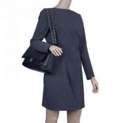 مملوكة مسبقًا Chanel Black Caviar Maxi Classic Double Flap Bag