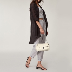 Pre Owned حقيبة كتف شانيل مدموزيل جلد مبطن بيج بقفل 