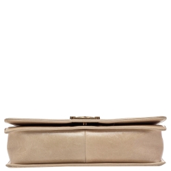 Pre Owned حقيبة شانيل بوي جلد مبطن بيج بقلاب كبيرة 