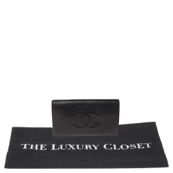 مملوكة مسبقًا  محفظة شانيل ين CC L تايمليس جلد كافيار سوداء