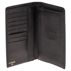 مملوكة مسبقًا  محفظة شانيل ين CC L تايمليس جلد كافيار سوداء