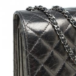 Pre Owned Chanel Metallic Gun Metal Crackled Leather Medium Clams Pocket Flap Bag
