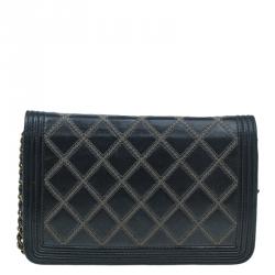 مملوكة مسبقًا محفظة شانيل بوي جلد أسود مبطن بسلسلة