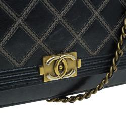 مملوكة مسبقًا محفظة شانيل بوي جلد أسود مبطن بسلسلة