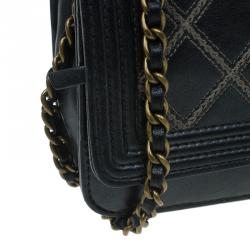 مملوكة مسبقًا محفظة شانيل بوي جلد أسود مبطن بسلسلة