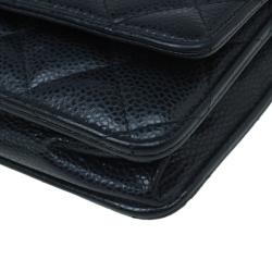 مملوكة مسبقًا محفظة شانيل جلد أسود كافيار مبطن بسلسلة