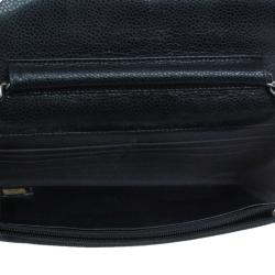 مملوكة مسبقًا محفظة شانيل جلد أسود كافيار مبطن بسلسلة