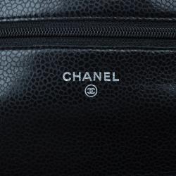 مملوكة مسبقًا محفظة شانيل جلد أسود كافيار مبطن بسلسلة