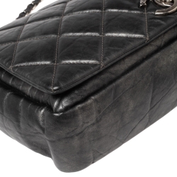 مملوكة مسبقًا حقيبة شانيل بونديشري بقلاب جلد مبطن رصاصية