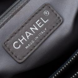 مملوكة مسبقًا حقيبة شانيل لارج غراند شوبر جلد أزرق داكن لامع مجعد XL