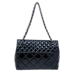 Pre Owned Chanel Black Patent Leather Quilted Flap Bag