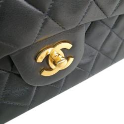 Pre Owned Chanel Black Lambskin Double Flap Shoulder Bag