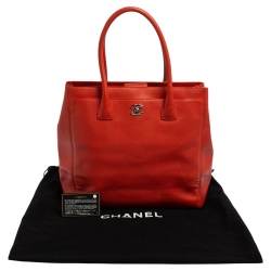 Pre Owned حقيبة يد توتس شانيل سيرف جلد برتقالي 