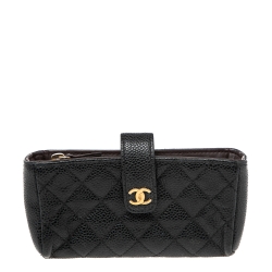مملوكة مسبقًا Chanel Black Caviar Quilted Leather CC Phone Holder Clutch