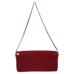 Pre Owned حقيبة كلتش شانيل سلسلة ريإيشو حافة جلد لامع وقماش مبطن أحمر داكن