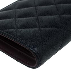 Pre Owned Chanel Black Quilted Caviar Bi-Fold Wallet