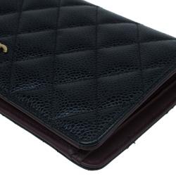 Pre Owned Chanel Black Quilted Caviar Bi-Fold Wallet