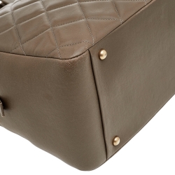 مملوكة مسبقًا Chanel Grey Quilted Leather Diamond CC Tote