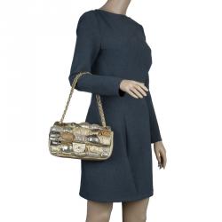 Pre Owned حقيبة شانيل قلاب رويال باتشورك كلاسيك جلد ذهبي ميتالك