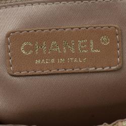 Pre Owned حقيبة شانيل قلاب رويال باتشورك كلاسيك جلد ذهبي ميتالك