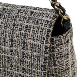 Pre Owned Chanel Grey Quilted Chocolate Bar Tweed East West Flap Bag
