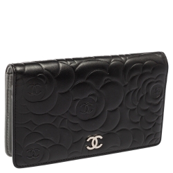 Pre Owned Chanel Black Camellia Embossed Leather Yen Continental Wallet