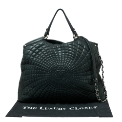 Pre Owned Chanel Dark Green Quilted Iridescent Leather Large Sea Hit Tote